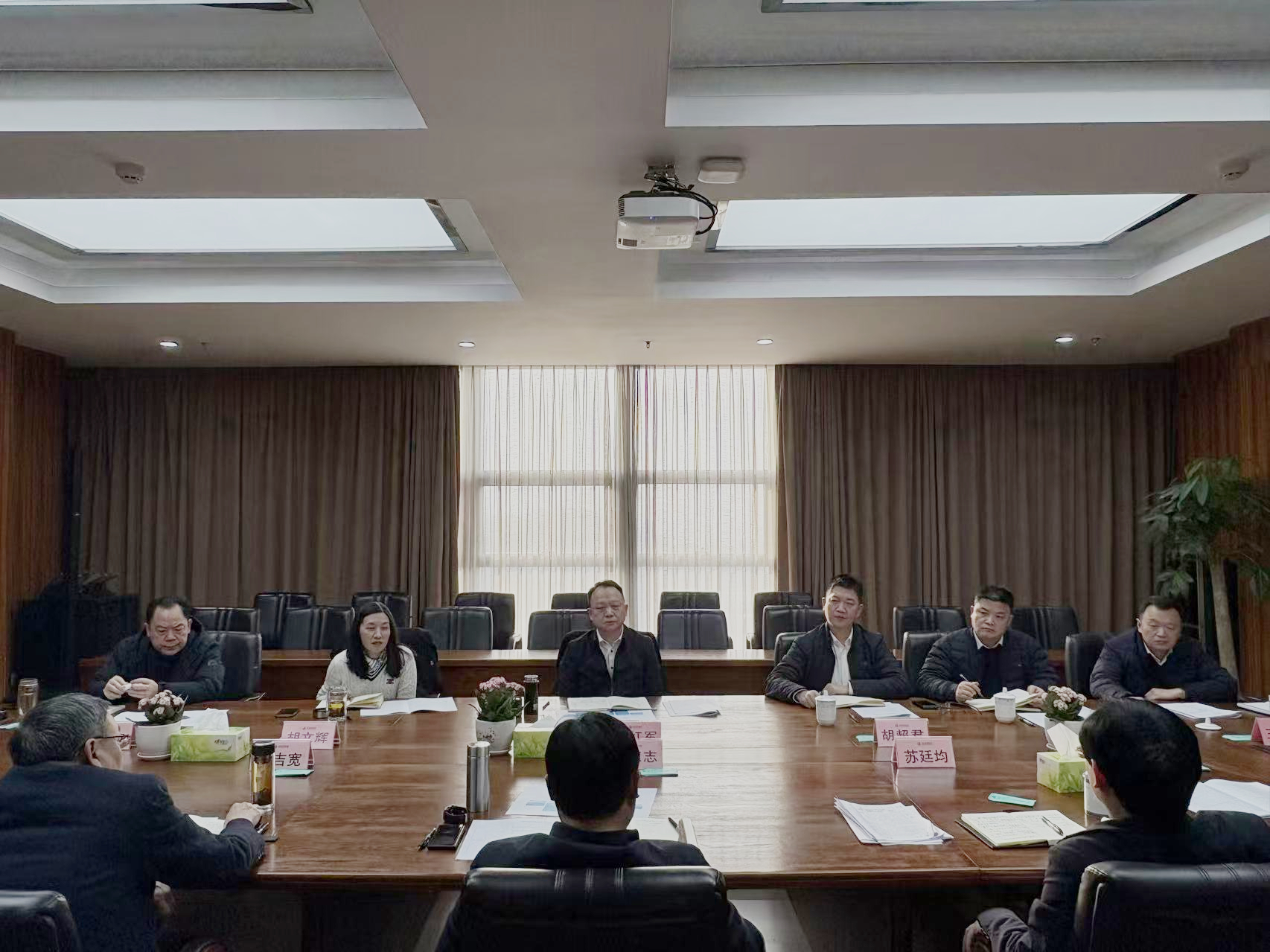 1770013799436274